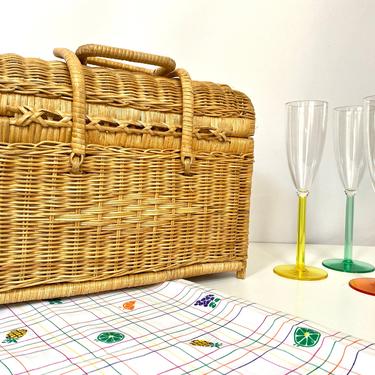 Vintage Wicker Picnic Basket with Tablecloth, Napkins and Glasses 