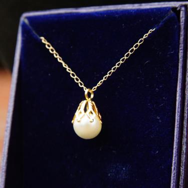 Vintage 14K Yellow Gold Solitaire Pearl Pendant Necklace, Cultured Pearl Drop With Gold Crown Cap, Delicate Gold Chain, 15&amp;quot; Long 