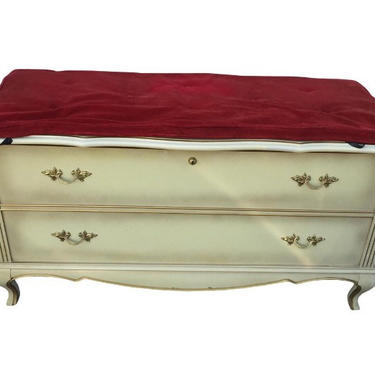 Lane French Provencial Cedar Lined Chest 