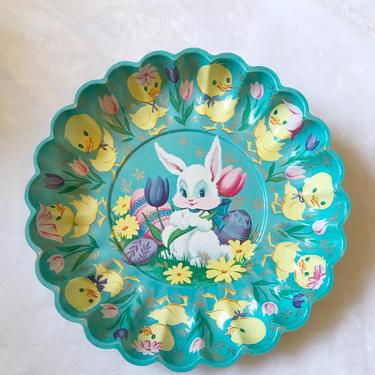 Vintage Easter Tray | Lightweight Plastic Bunnies, Chicks, Flowers Spring Decorative Tray by blindcatvintage