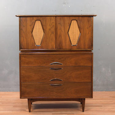 Kent Coffey Greenbrier Mid Century 5-Drawer Bachelor’s Chest