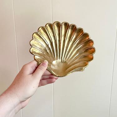 Vintage Brass Midcentury Modern Clam Shell Tray, MCM Catchall 