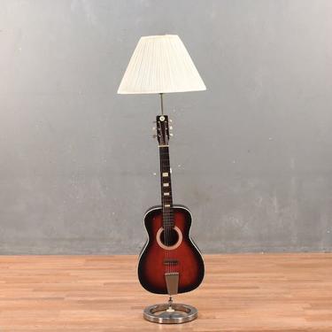 Acoustic Guitar Floor Lamp – ONLINE ONLY