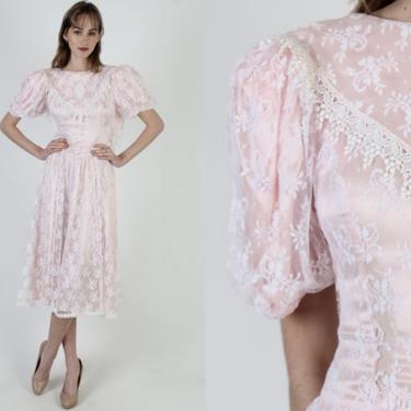 80s Light Pink Gunne Sax Dress / 1980s Romantic White Floral Lace Dress / Deco Bridal Puff Sleeve Tea Party Wide Collar Lawn Mini Midi Dress by americanarchive