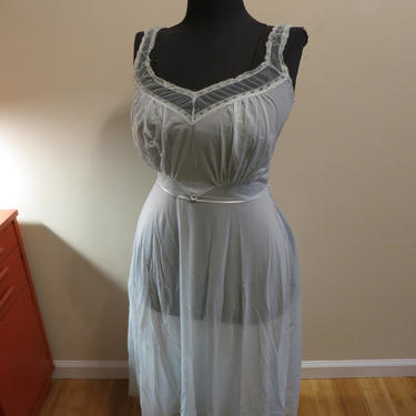 1950s vintage night gown and robe set bridal lingerie Something Blue sheer 36 M 