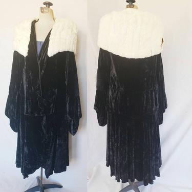 1920s Black Velvet Opera Cloak White Ermine Fur Collar / 20s Drop Waist Evening Coat with Large Collar Flapper Gatsby  / Large AS IS 