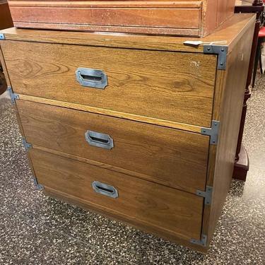 3 drawer Bernhardt oak campaign style chest.  30” x 18” x 29”