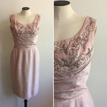 Pretty in Pink 50s dress| Vintage wiggle dress with embroidery | 1950's dusty rose dress with beading 