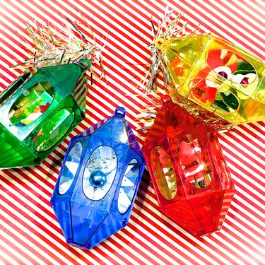 VINTAGE: 4 Metallic Plastic Diorama Ornaments - Christmas Decor - Ornament - SKU Tub-603-00033791 