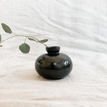 Clementine vase // handmade ceramic vessel 