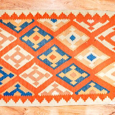 Vibrant Kilim Woven Wool small floor mat/Rug in Pristine Vintage Condition 