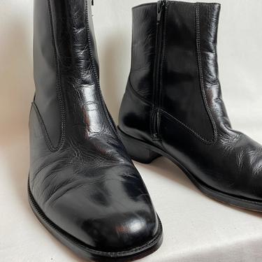 Men’s Florsheim beetle boot style~ side zipper black~ 1970’s stylish ankle boots~ size 9 