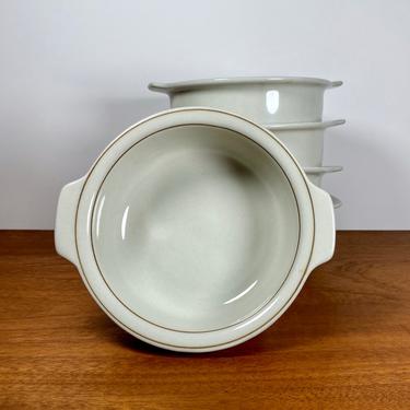 Set of 5 Arabia Finland Fennica lugged cereal bowls / vintage Scandinavian dishes with handles / Ulla Precope design 