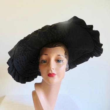 Vintage 1950's Black Taffeta Quilted Wide Ruffle Brim Hat Bow Trim Rockabilly New York Creation %0's Millinery Size 22 