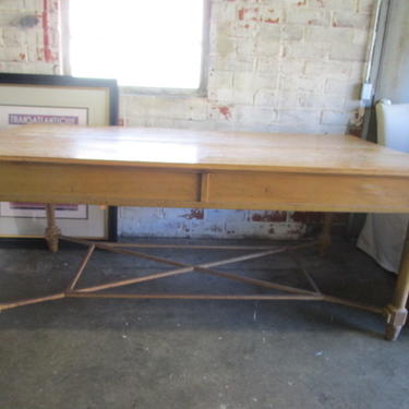 LARGE CA.1900 FRENCH FARM TABLE IN PINE WITH TWO DRAWERS