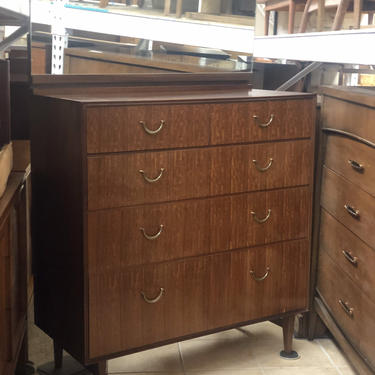 Free and Insured Shippig Within US - Vintage Meredew Dresser Cabinet Storage Drawers 