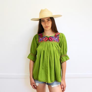 Mexican Sage Blouse // vintage 70s 1970s cotton boho hippie Mexican embroidered dress hippy green // S Small 