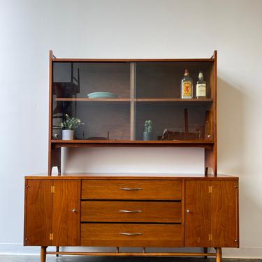 Lane acclaim by Andres bus MCM credenza with hutch top 