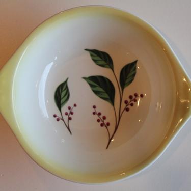 Lugged Cereal Bowl Paden City Pottery  c. 1954 by BeggarsBanquet