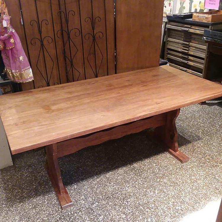 Sturdy trestle table with distressed look. Measures 72x36x30. 