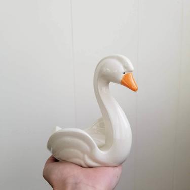 Vintage Swan Soap Dish / Ceramic Swan Figurine / Swan Shaped Catch All Dish / Vintage Trinket Dish / White Ceramic Swan Bathroom Soap Saver 