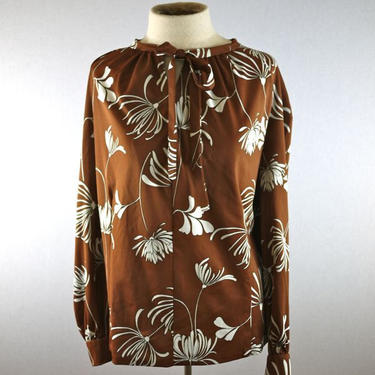 Brown and White Chrysanthemum Bow Blouse 