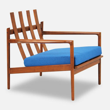 Ib Kofod-Larsen Walnut Lounge Chair for Selig
